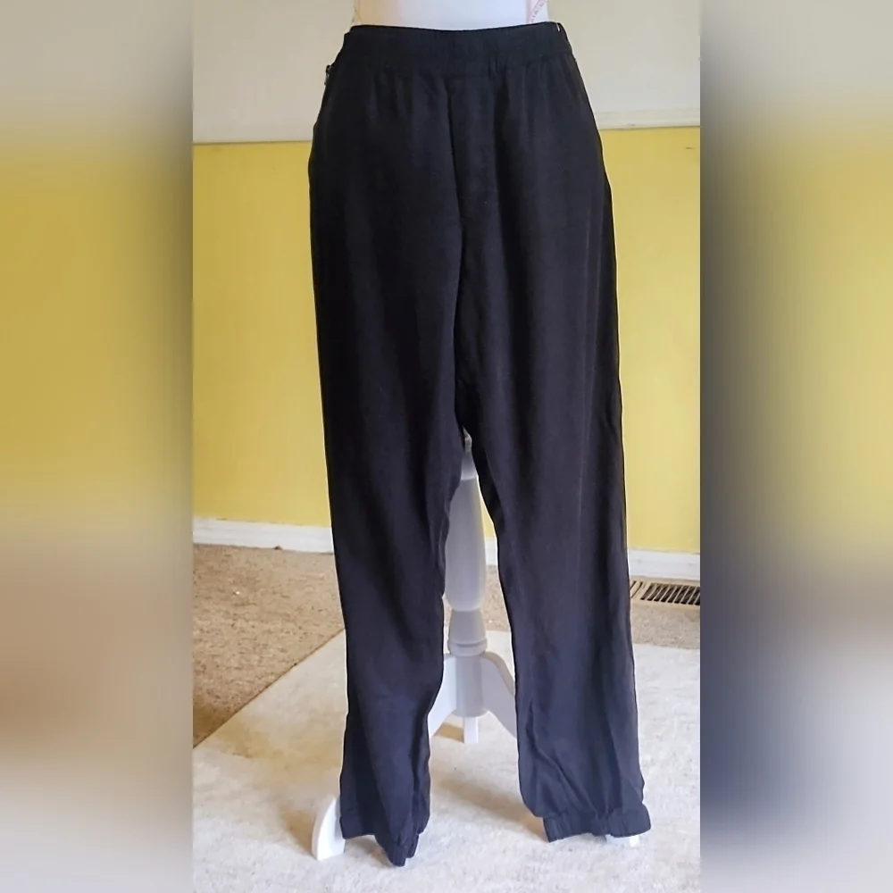 DEAR John Joggers - Picture 1 of 7